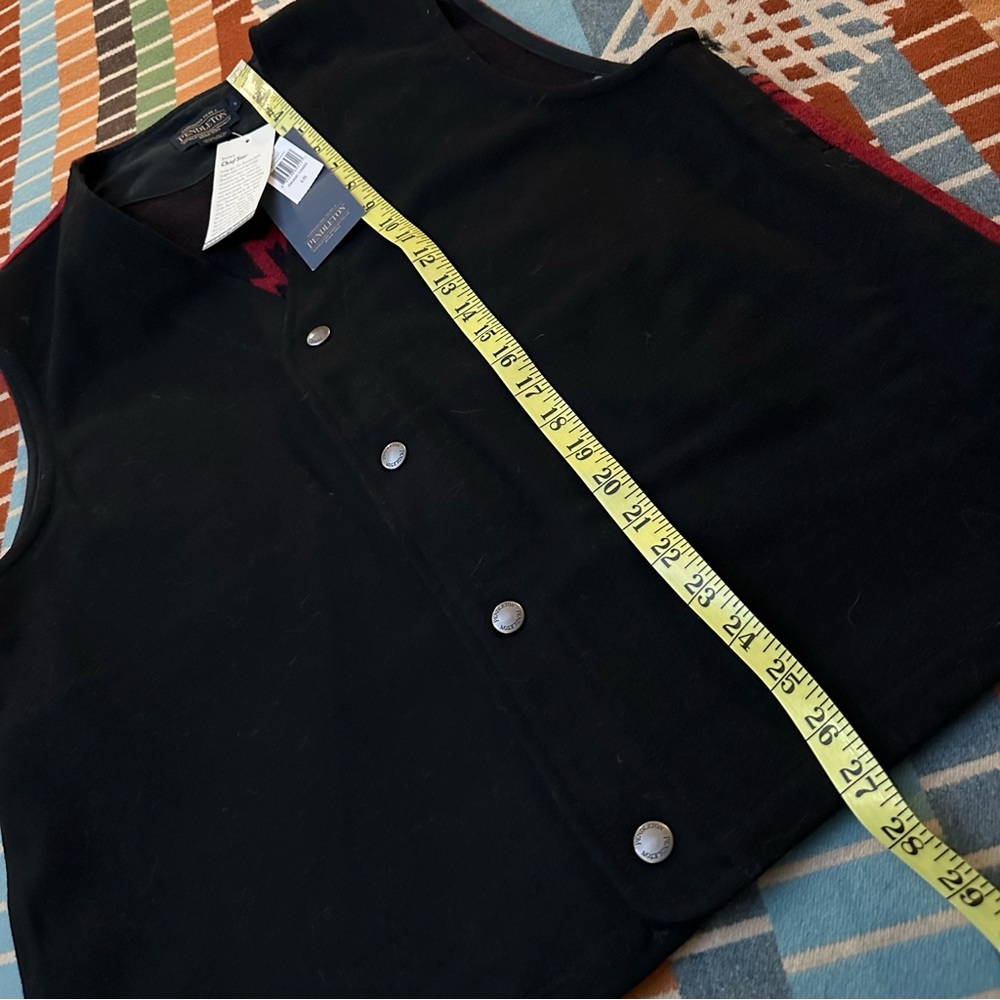 Pendleton Red Patterned Vest - Picture 7 of 7